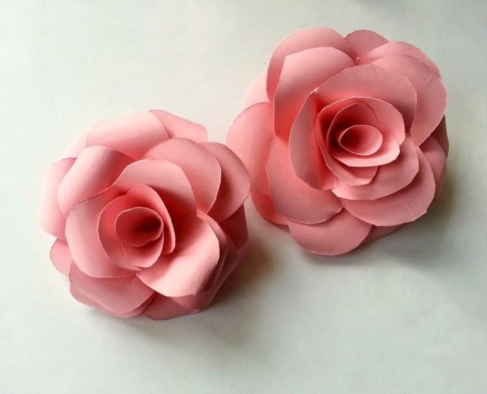 How to make simple paper flowers for decoration