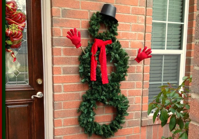 How to make a diy outdoor holiday decoration